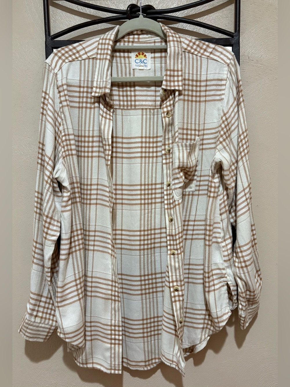 C&C California Cream and Tan Plaid Button-Down Shirt Size L
